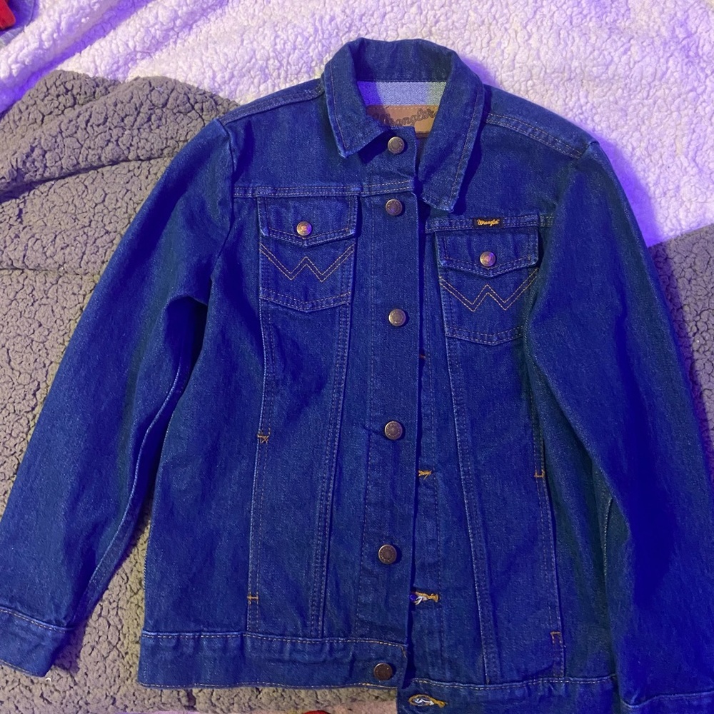Wrangler size small denim jacket